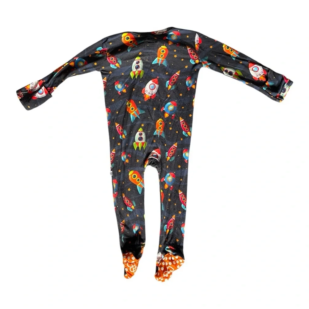 #354, Little Bum Bums one piece footed onesie, size 3-6 mo